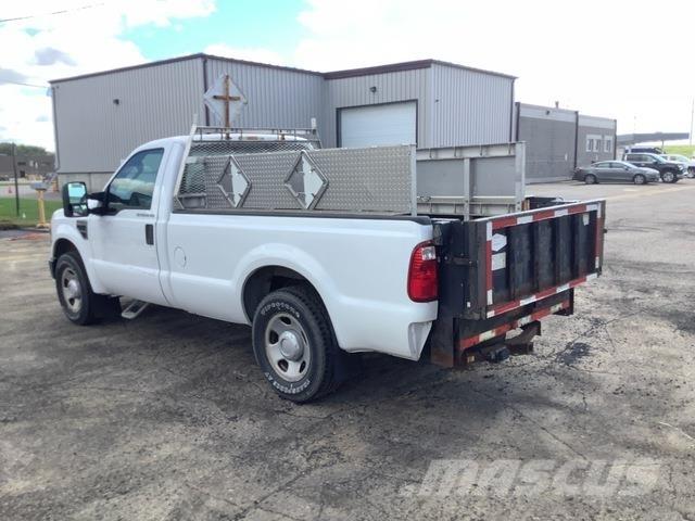 Ford F-350 Pickup/Sideaflæsning