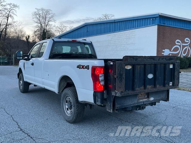 Ford F-350 Pickup/Sideaflæsning