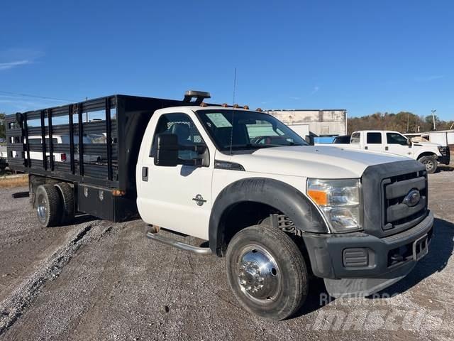 Ford F-450 Lastbil med lad/Flatbed