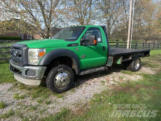 Ford F-450 Lastbil med lad/Flatbed
