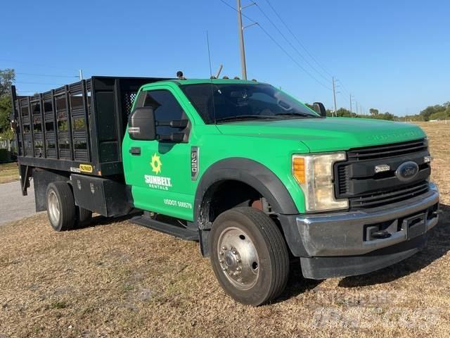 Ford F-450 Lastbil med lad/Flatbed