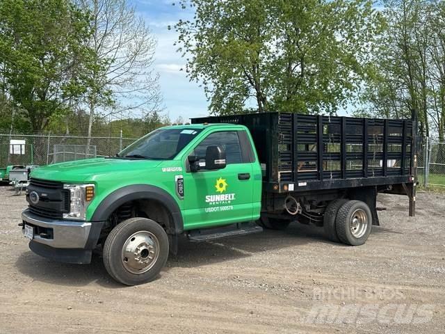 Ford F-450 Lastbil med lad/Flatbed