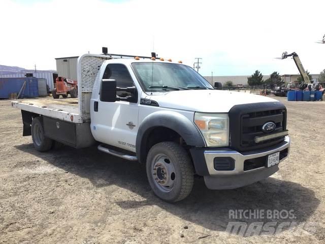 Ford F-450 Lastbil med lad/Flatbed