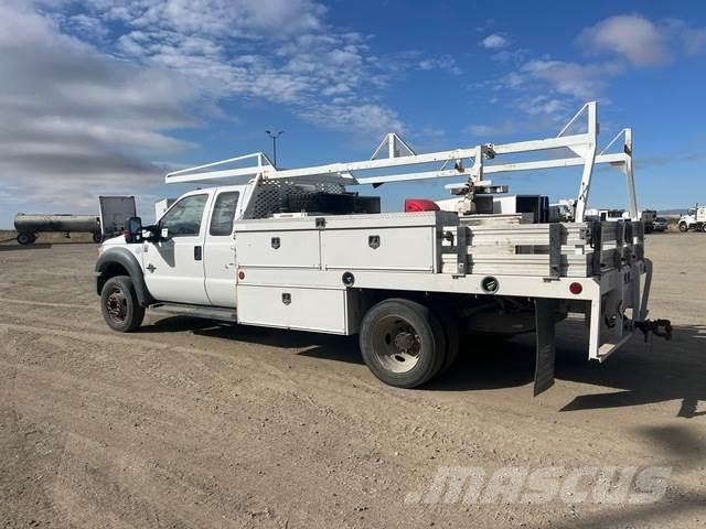Ford F-450 Lastbil med lad/Flatbed
