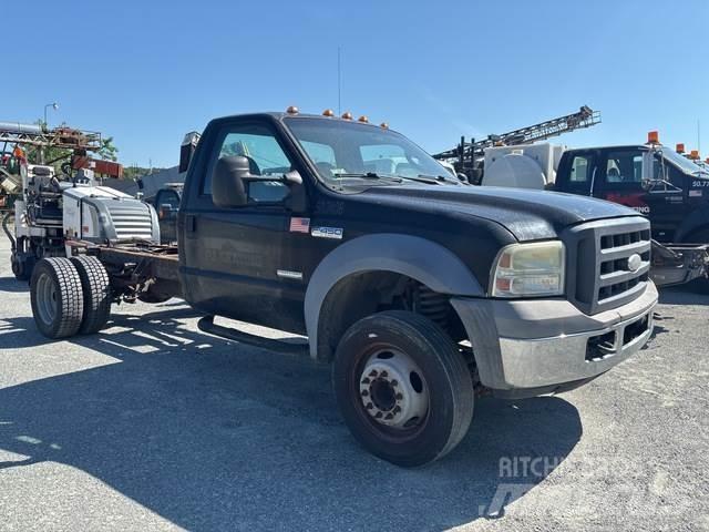 Ford F-450 Kabiner og interiør
