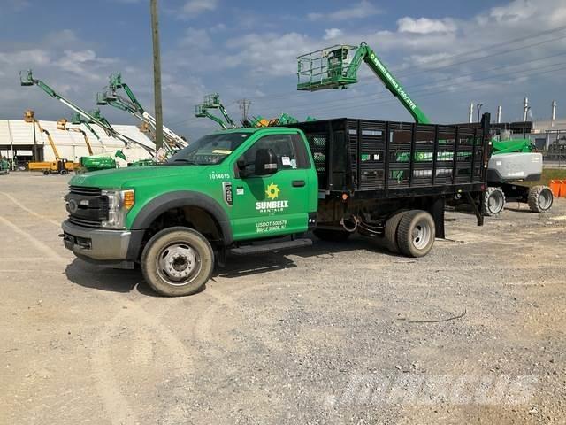 Ford F-450 Lastbil med lad/Flatbed