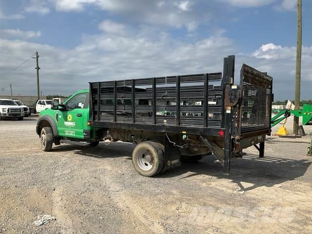 Ford F-450 Lastbil med lad/Flatbed