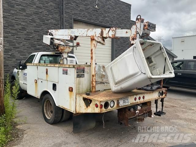 Ford F-450 Lastbilmonterede lifte