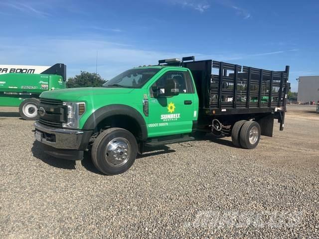 Ford F-450 Lastbil med lad/Flatbed