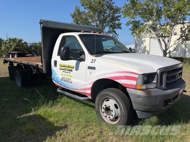 Ford F-450 Lastbil med lad/Flatbed