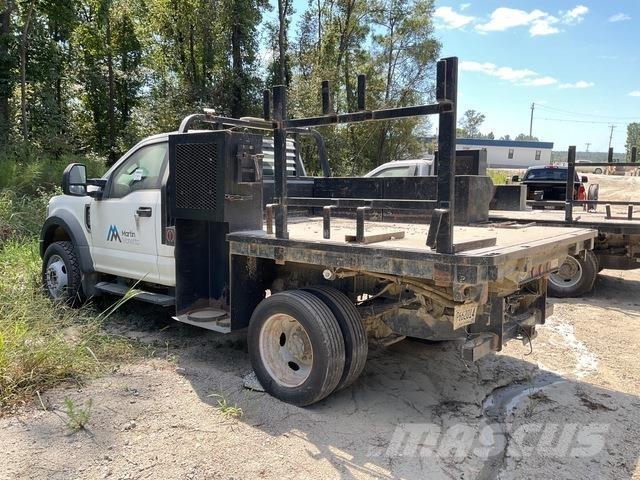 Ford F-450 Lastbil med lad/Flatbed