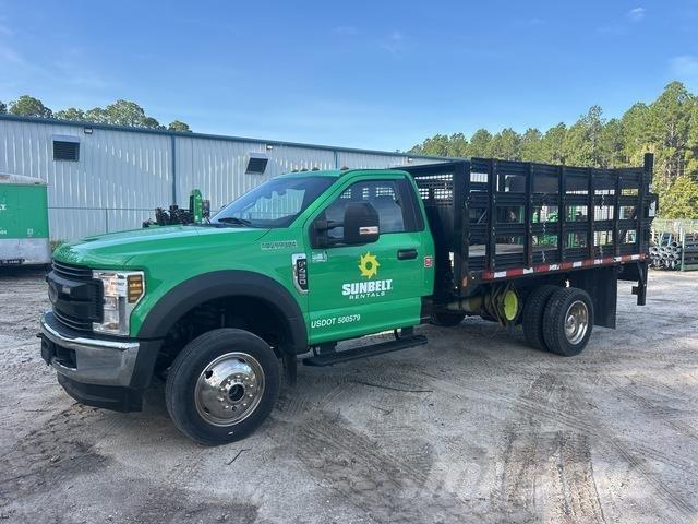 Ford F-450 Lastbil med lad/Flatbed