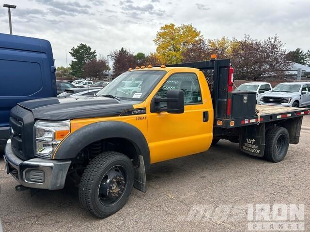 Ford F-450 Lastbil med lad/Flatbed