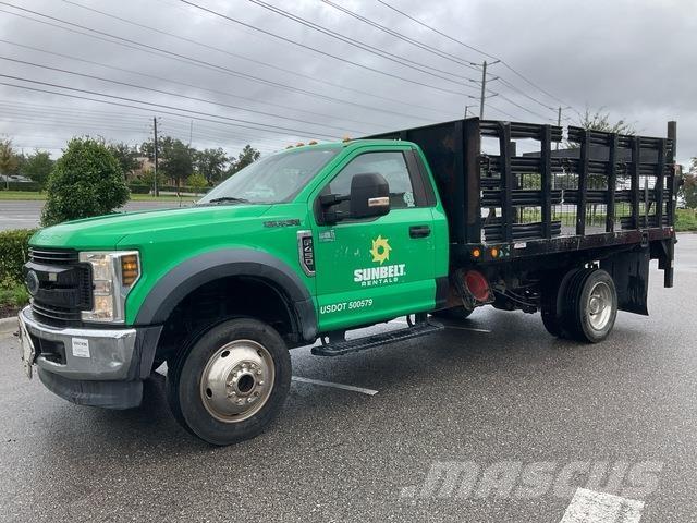 Ford F-450 Lastbil med lad/Flatbed