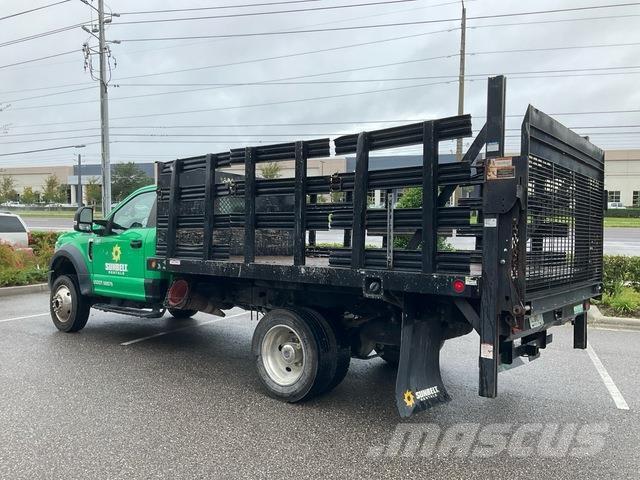 Ford F-450 Lastbil med lad/Flatbed
