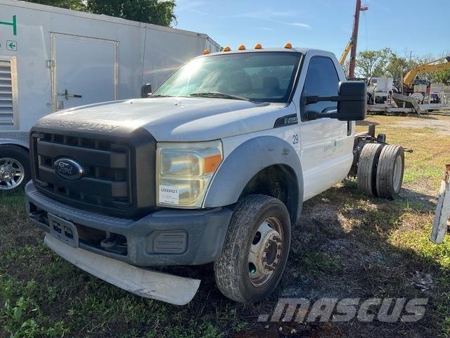 Ford F-450 XL Kabiner og interiør