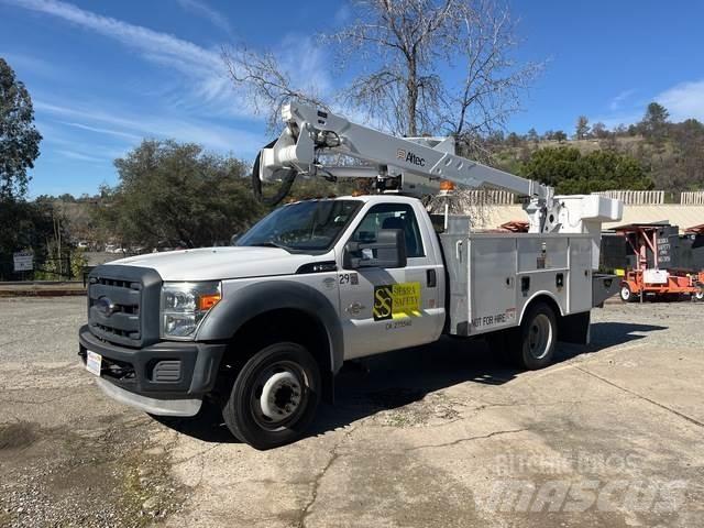 Ford F-550 Lastbilmonterede lifte