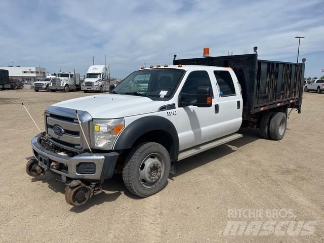Ford F-550 Lastbil med lad/Flatbed