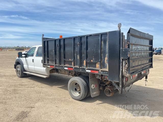 Ford F-550 Lastbil med lad/Flatbed