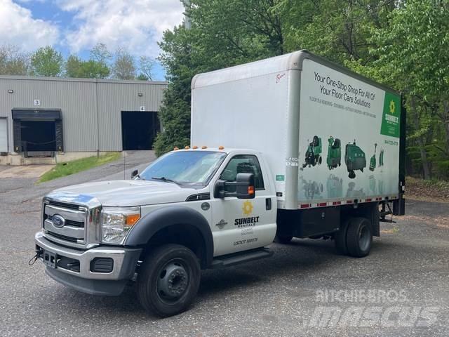 Ford F-550 Fast kasse