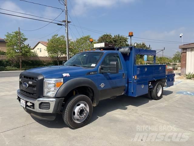 Ford F-550 Pickup/Sideaflæsning