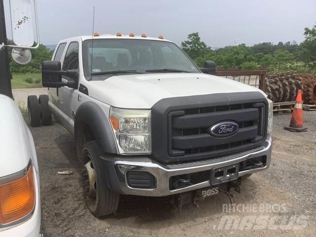 Ford F-550 Kabiner og interiør