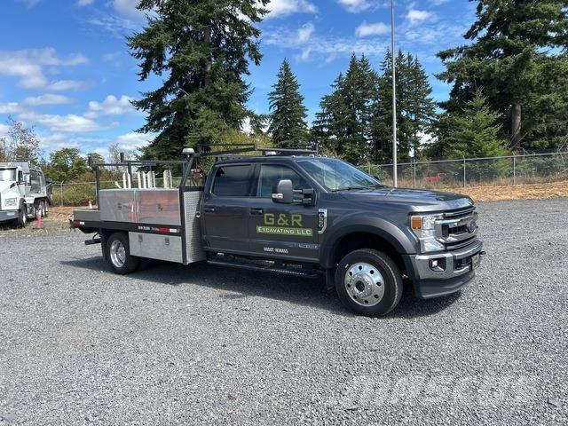 Ford F-550 Lastbil med lad/Flatbed