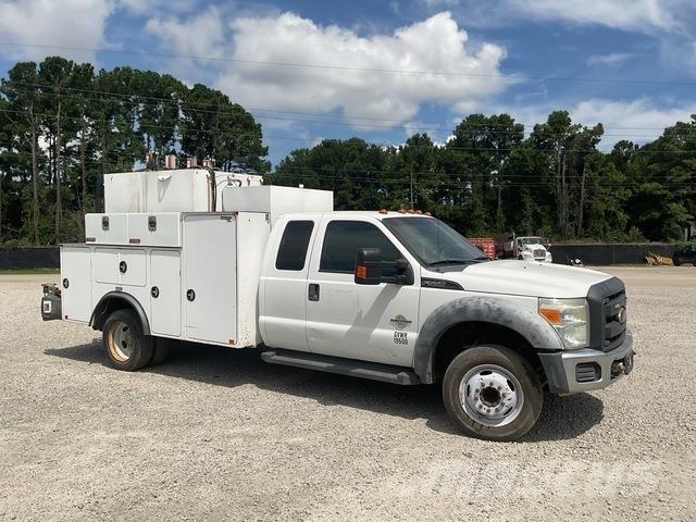 Ford F-550 Tankbiler