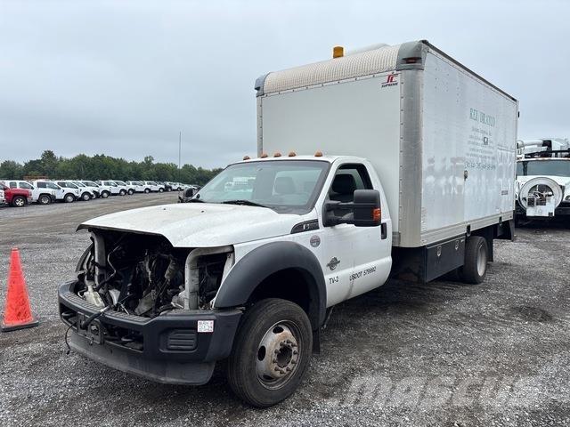 Ford F-550 Fast kasse