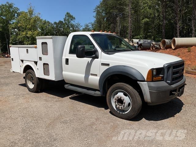 Ford F-550 Pickup/Sideaflæsning