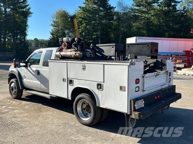Ford F-550 Pickup/Sideaflæsning
