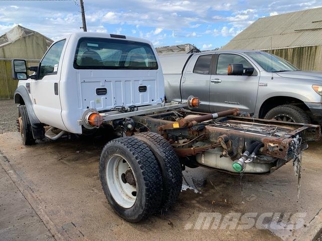 Ford F-550 Kabiner og interiør