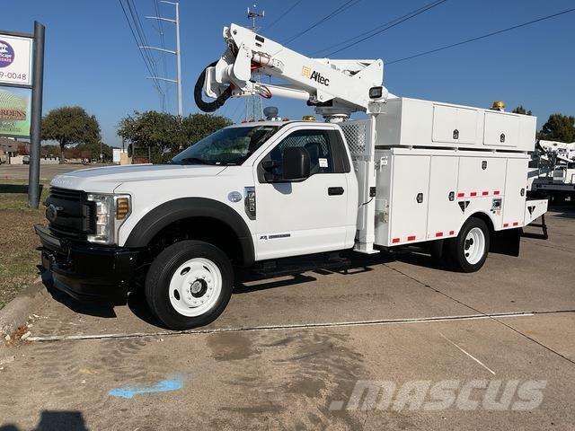 Ford F-550 Lastbilmonterede lifte