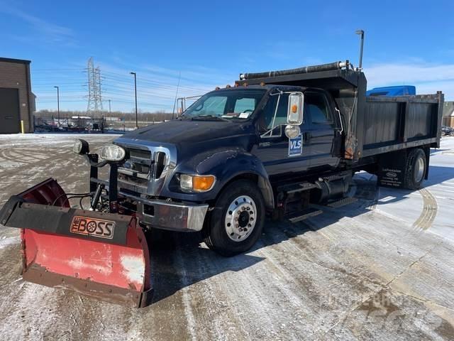 Ford F-650 Sneskovle og -plove
