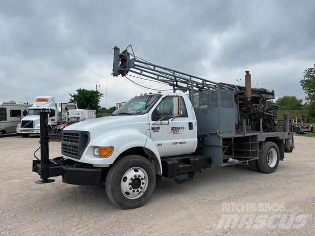 Ford F-650 Lastbilmonterede borerigge