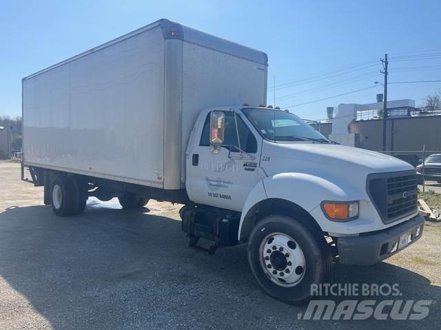 Ford F-650 Fast kasse
