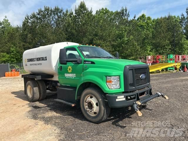 Ford F-650 Tankvogne - vand