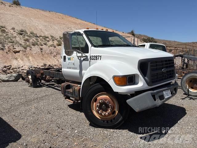 Ford F-650 Kabiner og interiør