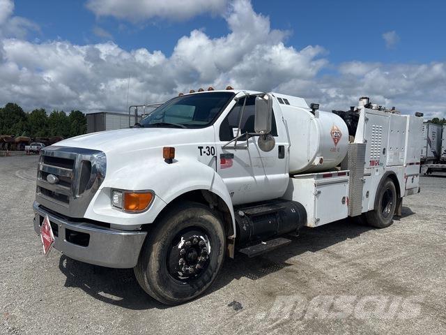 Ford F-650 Tankbiler
