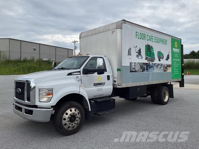 Ford F-650 Fast kasse