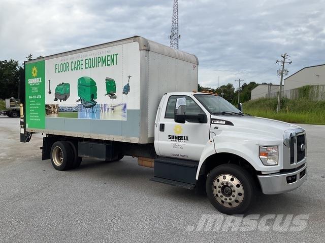 Ford F-650 Fast kasse