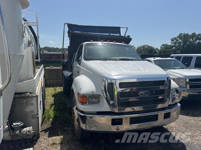 Ford F-650 XLT Lastbiler med tip