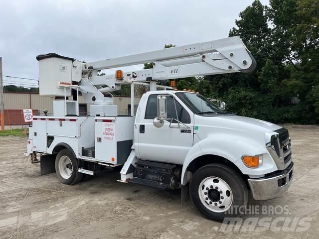 Ford F-750 Lastbilmonterede lifte