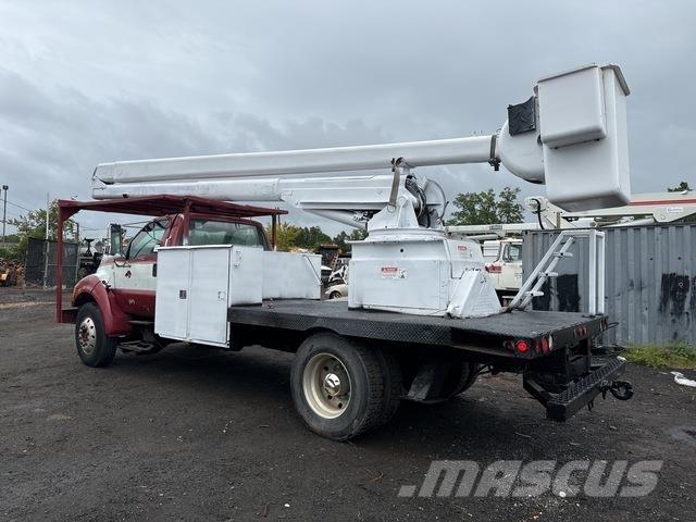 Ford F-750 Lastbilmonterede lifte
