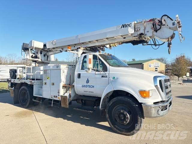 Ford F-750 Lastbilmonterede borerigge
