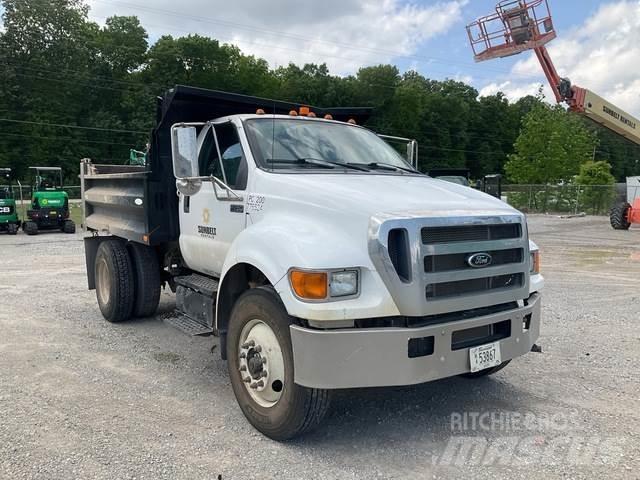 Ford F-750 Lastbiler med tip