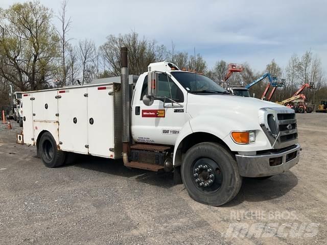 Ford F-750 Forsvar/Miljø