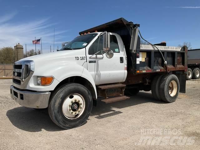 Ford F-750 Lastbiler med tip