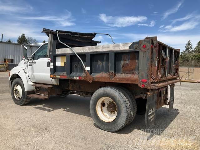 Ford F-750 Lastbiler med tip