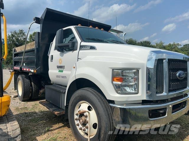 Ford F-750 Lastbiler med tip